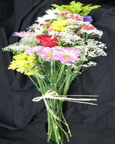 FRESH FLOWER WRAP BOUQUET