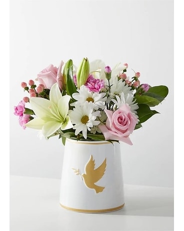 Meaningful Memories Bouquet Flower Arrangement