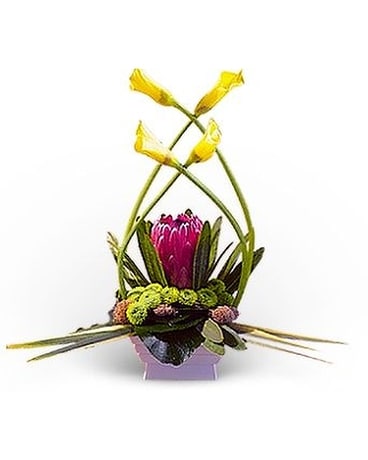 Tropical Chic Flower Arrangement