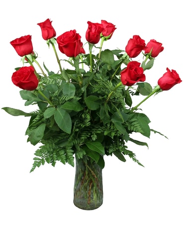 Traditional Dozen Roses Flower Arrangement