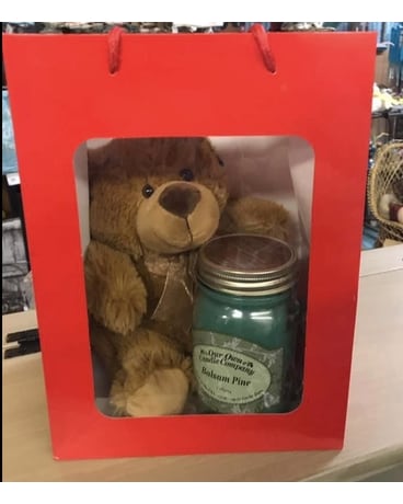 Bear and Candle gift bag Gift Basket