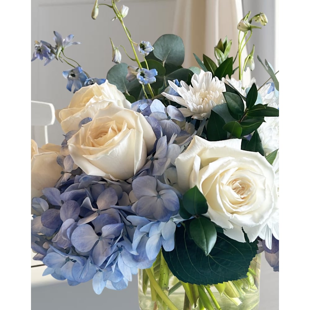 Clear Sky Bouquet in Norwalk CT - Bruce's Flowers