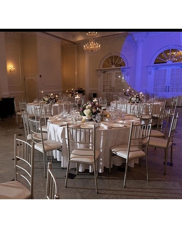 Addison Park Room Flower Arrangement