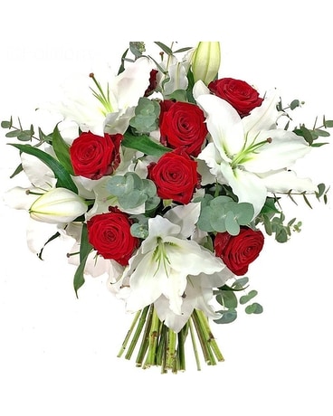Signature Bouquet Flower Arrangement