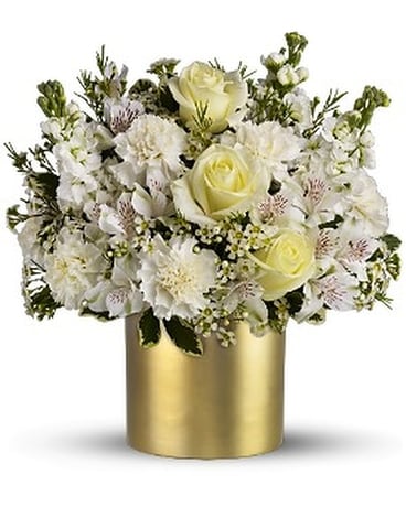 Teleflora's Champagne & Gold Flower Arrangement