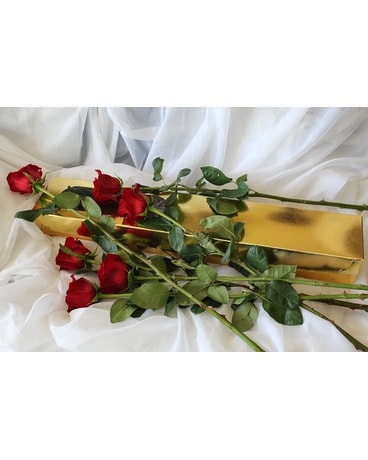 12 Premium Roses in the Golden Box Flower Arrangement