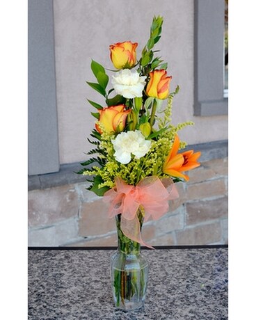 CITRUS ENCHANTMENT Flower Arrangement