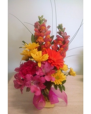 Jersey Maude, It;s soooo bright Flower Arrangement