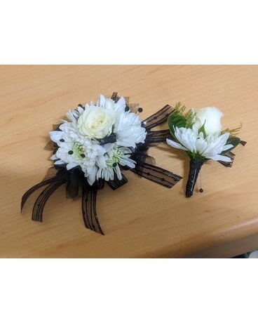 Rosalind Corsage