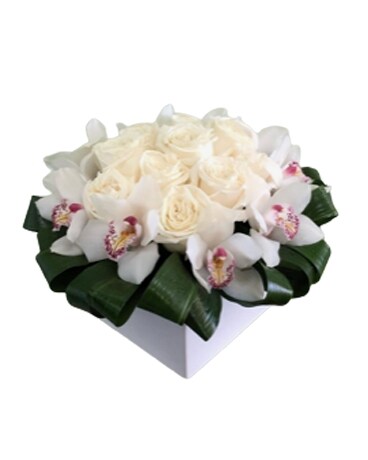 Bloom Box Flower Arrangement