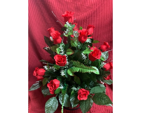SILK ROSE IN A BLACK CONTAINER Flower Arrangement