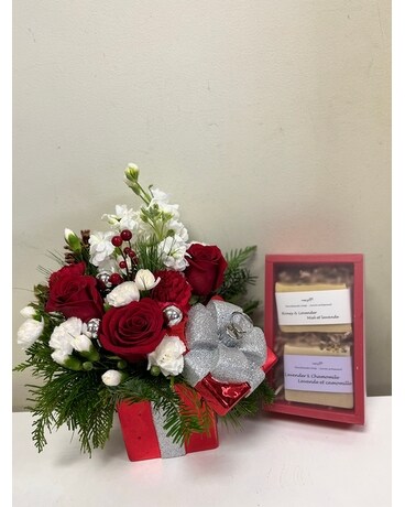 Gift wrapped holidays bouquet Flower Arrangement