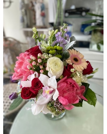 MV21-25 Flower Arrangement