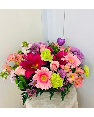 JAZZY PASTEL BOUQUET Flower Arrangement