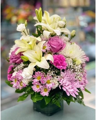 Grand Lavender and White Flower Arrangement