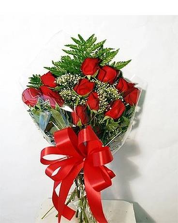 Presentation Bouquet of Roses Flower Arrangement