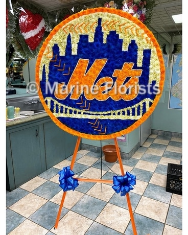 Mets Logo Ball Specialty Arrangement