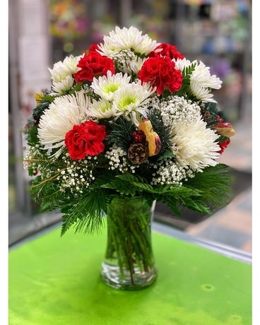 Holiday Cheer Flower Arrangement
