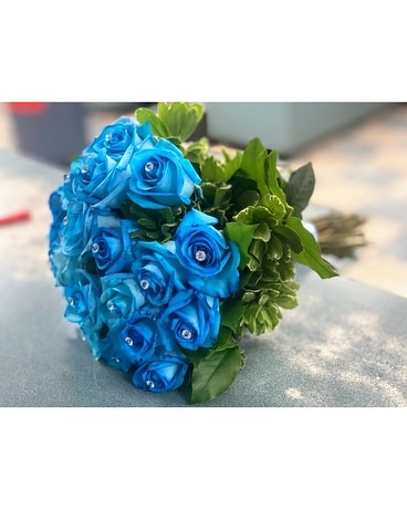 Crystal Blue Lagoon Bouquet | Classic Blue Rose Bouquet