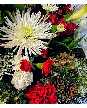 Shimmering Christmas Bouquet