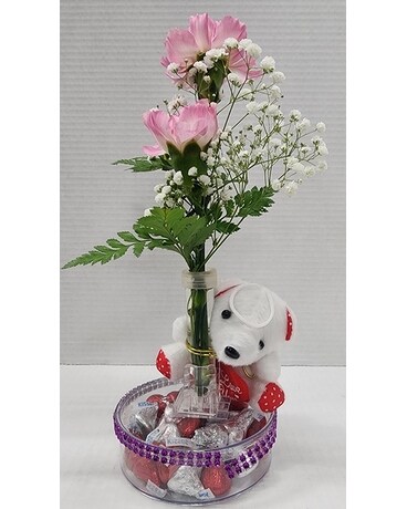 Kisses For Mom Flower Arrangement