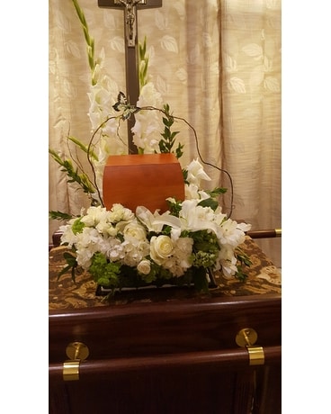 Elegant White roses and Lilies Flower Arrangement