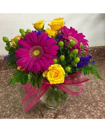 Bright Summer Days Flower Arrangement
