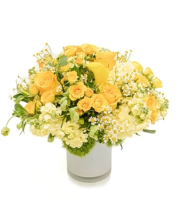 Summer Lovin Flower Arrangement