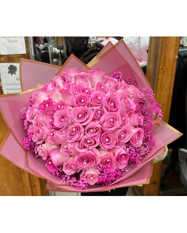 Pretty in Pink Flower Arrangement