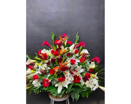 Podium Stage Baskets Basket Arrangement