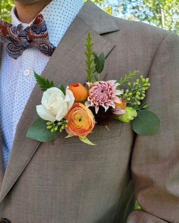 Boutonniere Boutonniere