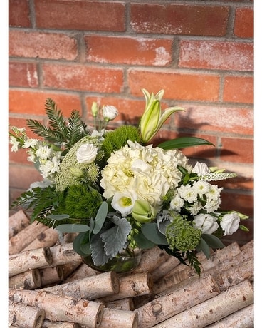 Glistening in Love Flower Arrangement