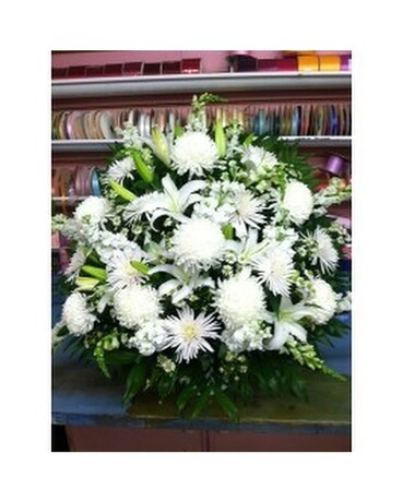 B-9 Precious Memories Floor Basket