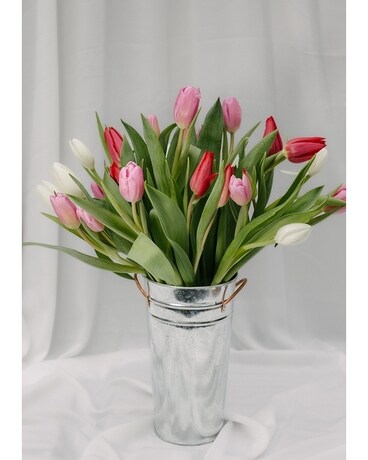 Bucket of Two Lips Flower Arrangement
