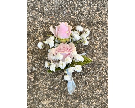 Dreamboat boutonniere Boutonniere