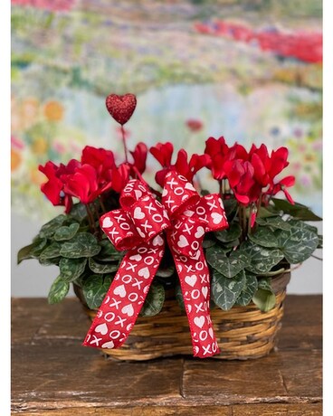 Hearts & Swirls Flower Arrangement