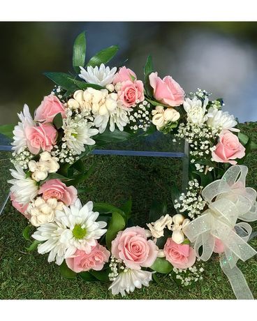 Daisy Blush Headpiece Flower Arrangement