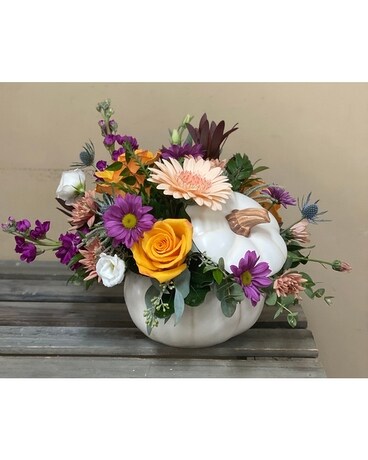 Fall Vibes Flower Arrangement