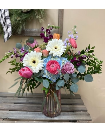 Pink Blush Flower Arrangement