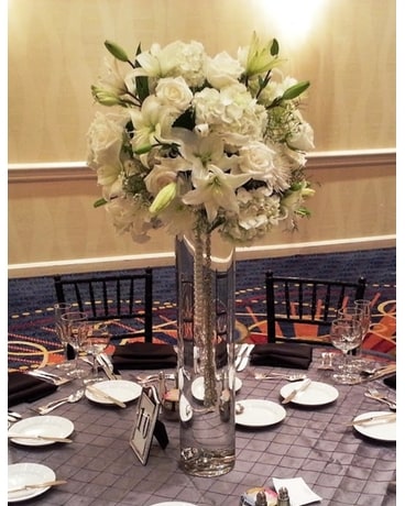Ivory Glam Table Centerpiece Flower Arrangement