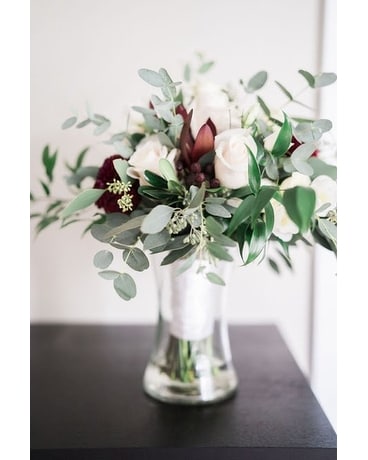 Rustic Beauty Handtied Bouquet Flower Arrangement