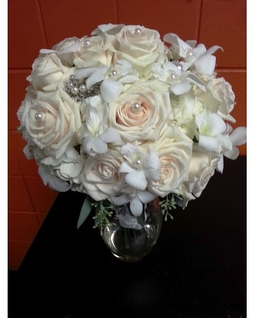 Pearly Whites Handtied Bouquet Flower Arrangement