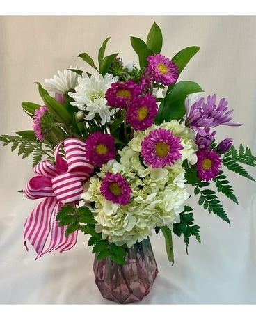Hug Mom Flower Arrangement