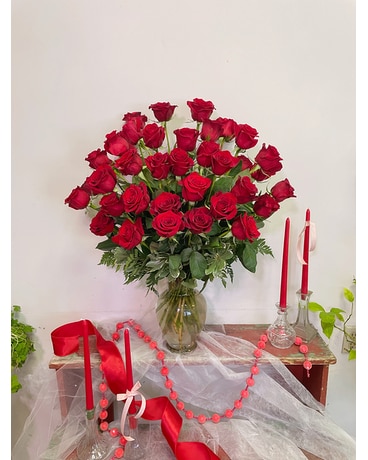 The SHOWSTOPPER Three Dozen Roses Flower Arrangement