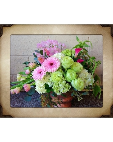 Gathered Flower Arrangement
