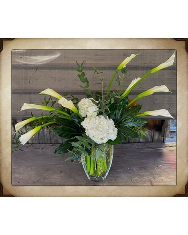 Modern Elegance Flower Arrangement
