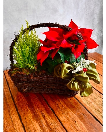 Christmas Basket 2023 Flower Arrangement