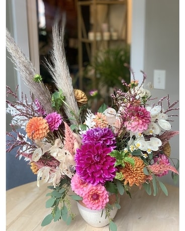 BOHO FLORAL Flower Arrangement