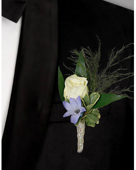 Olaf Boutonniere Boutonniere