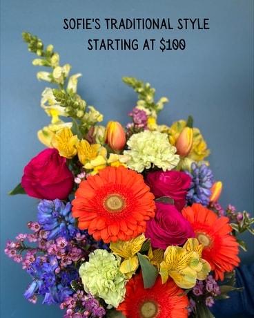 Sofie's Traditional Style Premium Flower Arrangement